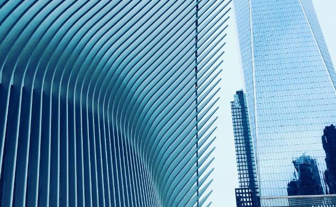 建筑公司的法人如何變更，資質也要變更嗎？